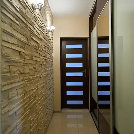 500 Metrow Do Zamku Appartement